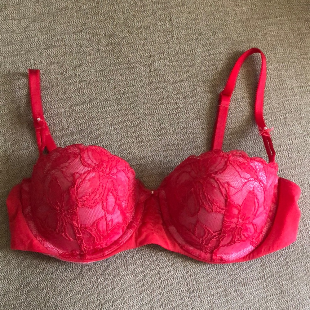Victoria Secret Push-Up Bra 34B